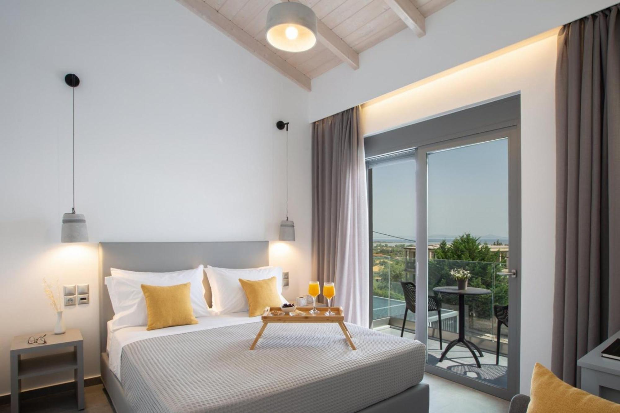 Aloft Luxury Villas Lefkada - Heated Pool Apolpaina Bagian luar foto